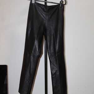 Danier Genuine Leather Black Pants Black. Sz. 6